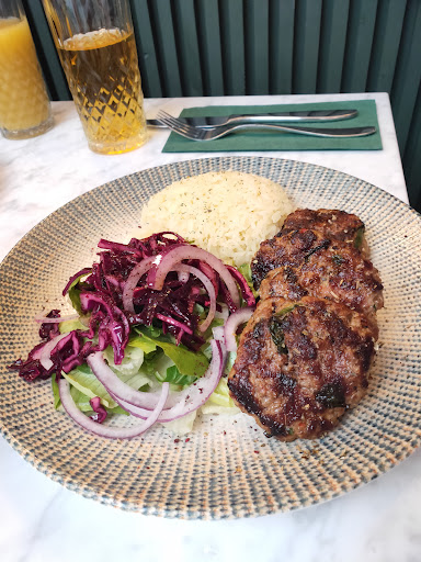 Photo of Mem's Kitchen - 11 Saturday Market Pl, King's Lynn PE30 5DQ